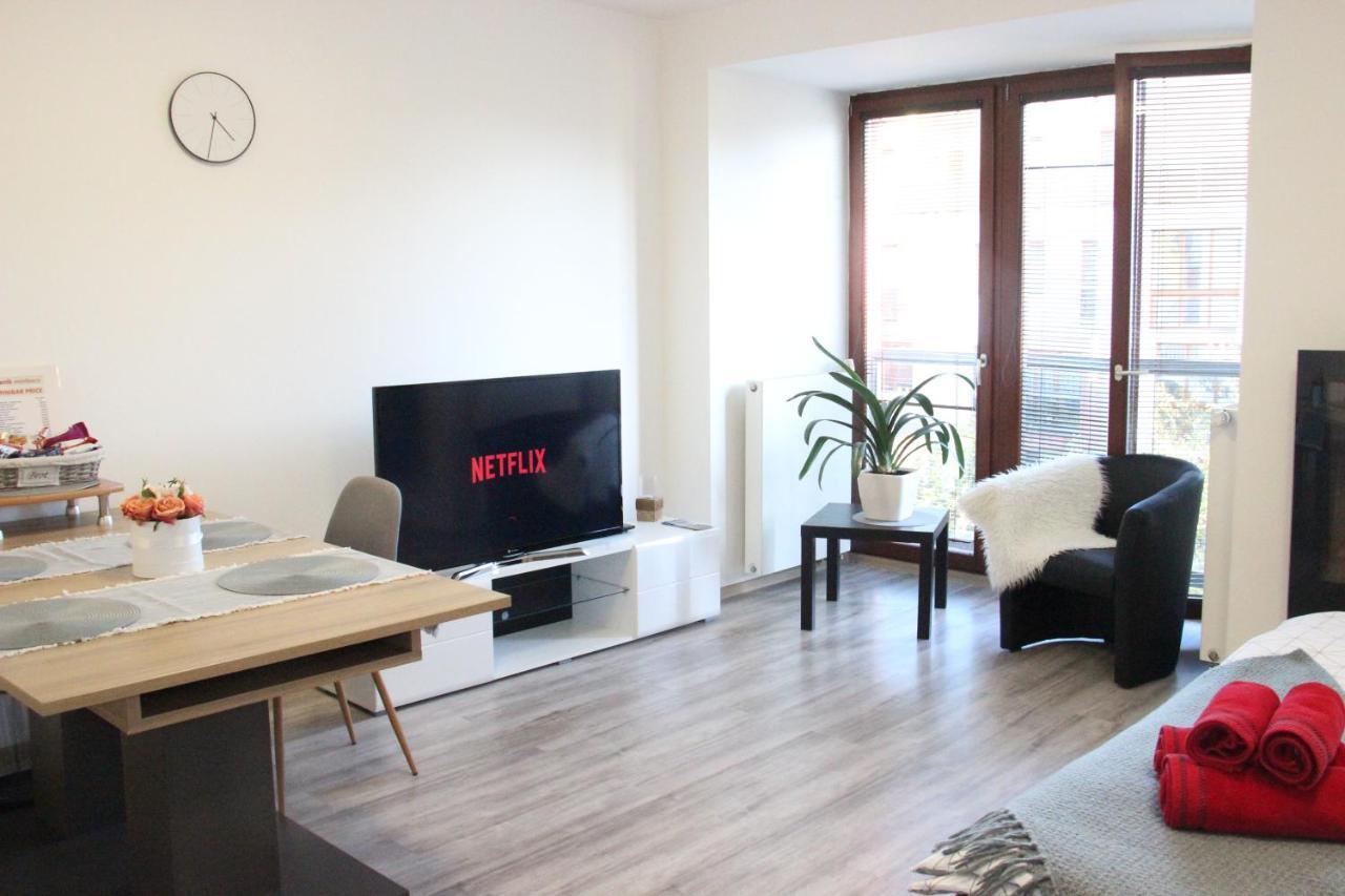 Luxury Studio In The Heart Of Beroun Екстер'єр фото