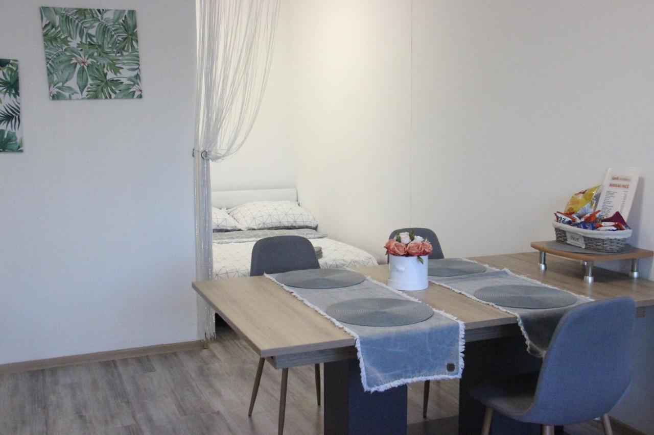 Luxury Studio In The Heart Of Beroun Екстер'єр фото